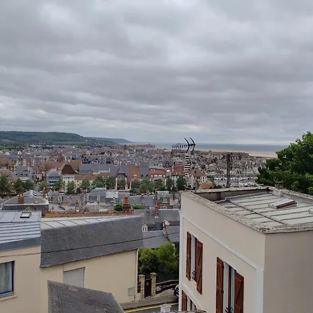 Brimoir - Maison De Pecheur Avec Grande Terrasse Vue בית נופש טרוביל-סור-מאר
